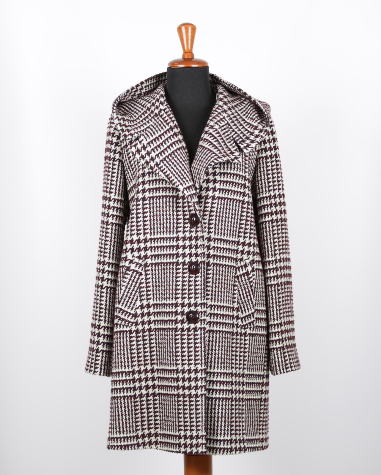 Women's couture garment